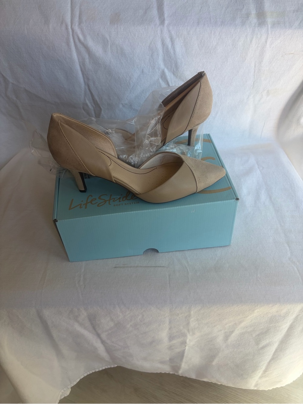 Life Stride Women's Taupe Pointed D'Orsay Pumps